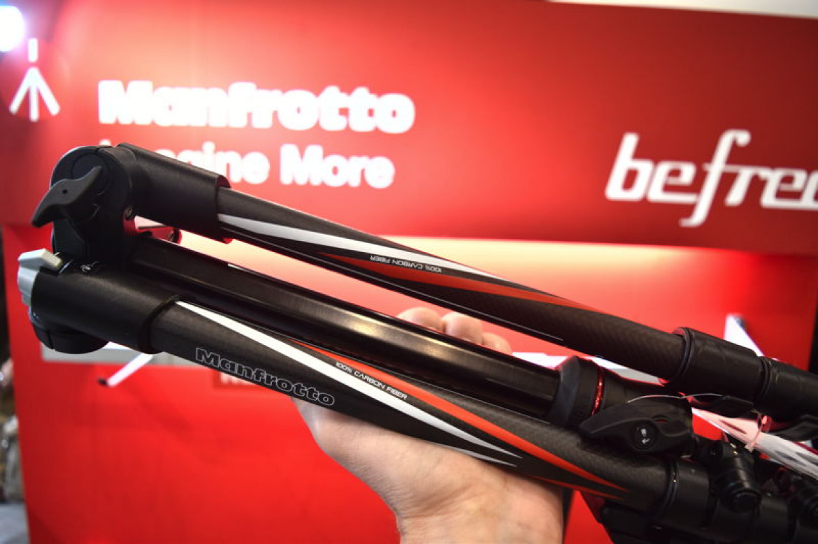 Manfrotto pokazało bardzo fajną serię mały i lekkich statywów z karbonu