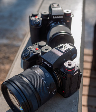 Lumix S1II vs S1RII - test porównawczy