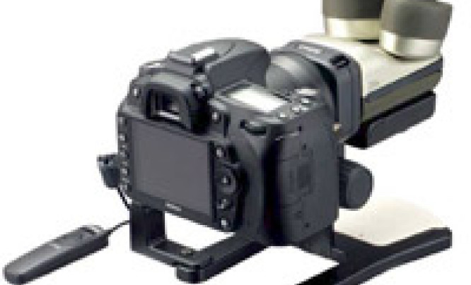 Nikon Fabre Photo EX - aparatem przez mikroskop