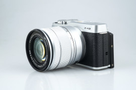 Fujifilm X-A2 z obiektywem Fujinon XC 16-55 mm f/3.5-5.6 OIS II