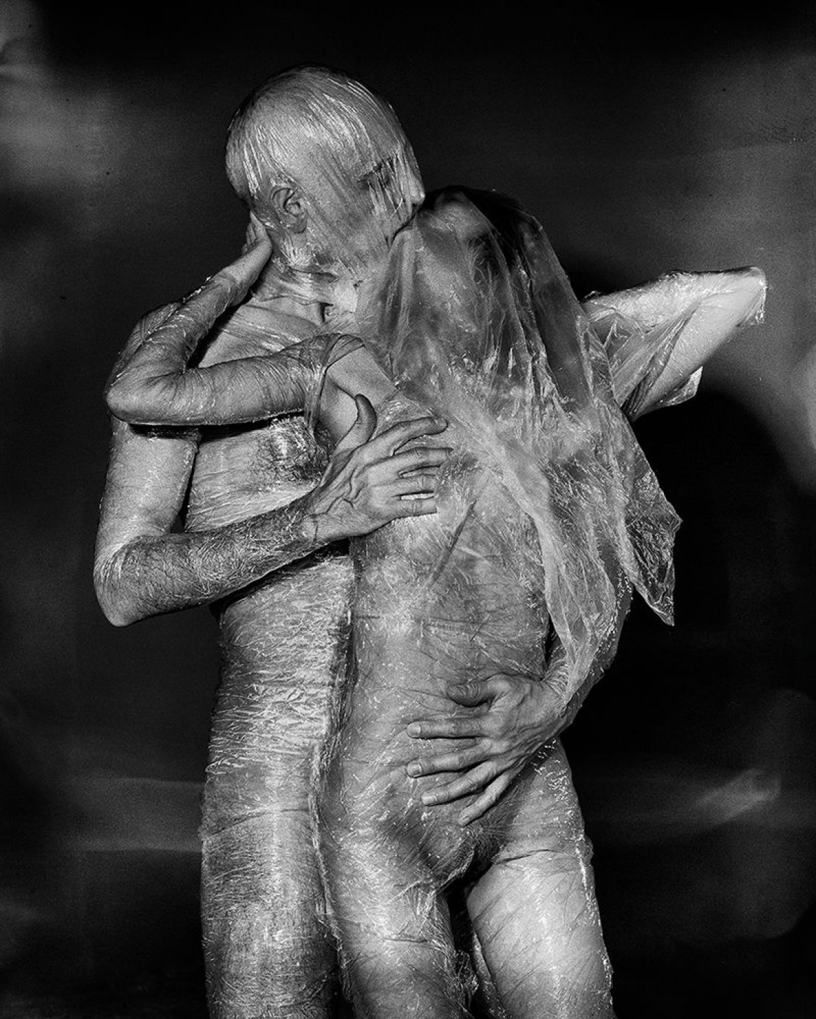 fot. Rafał Michalak, z cyklu "Love Impossible", 3. miejsce w kategorii Fine Art / Nudes