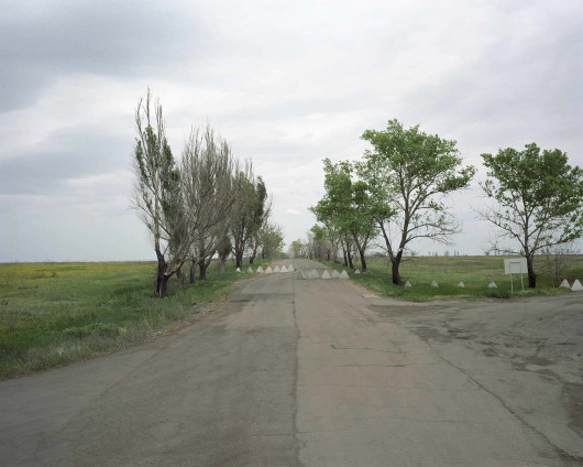 fot. Jan Jurczak, z projektu Life Goes On

Droga do Mariupola, Maj 2018