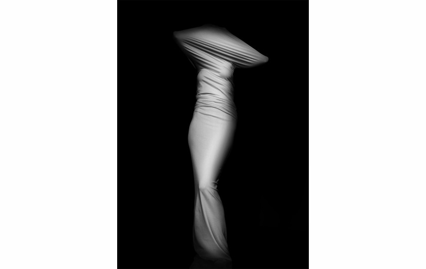 fot. Alexander Budasch, Cocooning, 3. nagroda w kategorii Abstract / Monovisions Photography Awards 2019