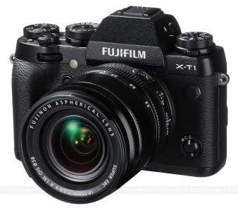 Fujifilm X-T1 trafia do sklepów