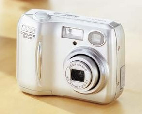 Nikon Coolpix 3200 i Coolpix 2200