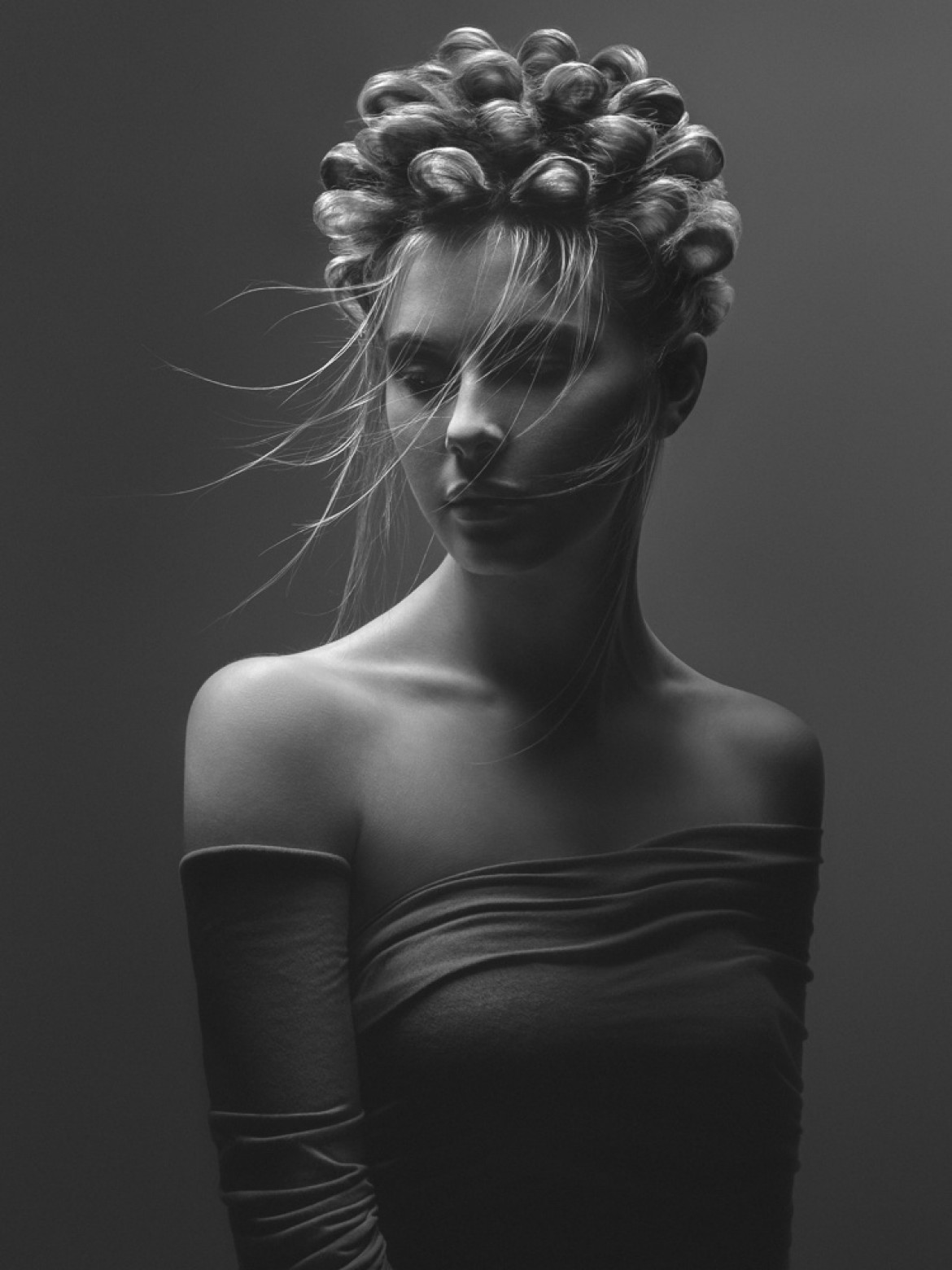 fot. Michał Baran, z cyklu "Monochromatic Hairscapes", 1. miejsce w kategorii People / Fashion