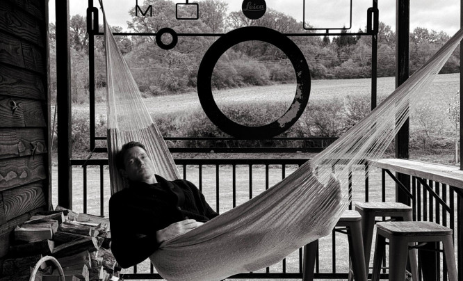 Fuji symuluje filmy, Leica fotografów - Niemcy mają nowy pomysł na presety