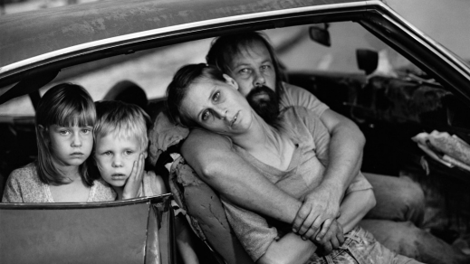 Marry Ellen Mark: Encounters. „Niesławni” dostają głos [RECENZJA]