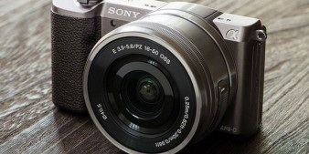 Sony A5100