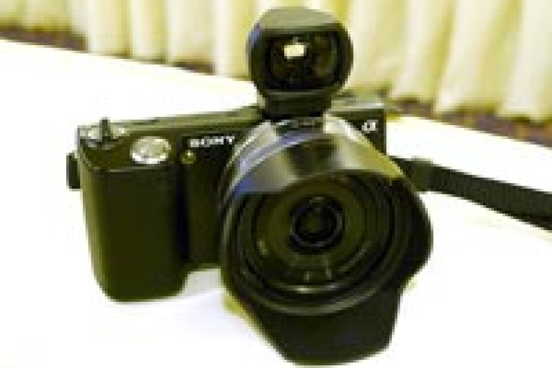 Sony NEX-5, NEX-3 - hands-on
