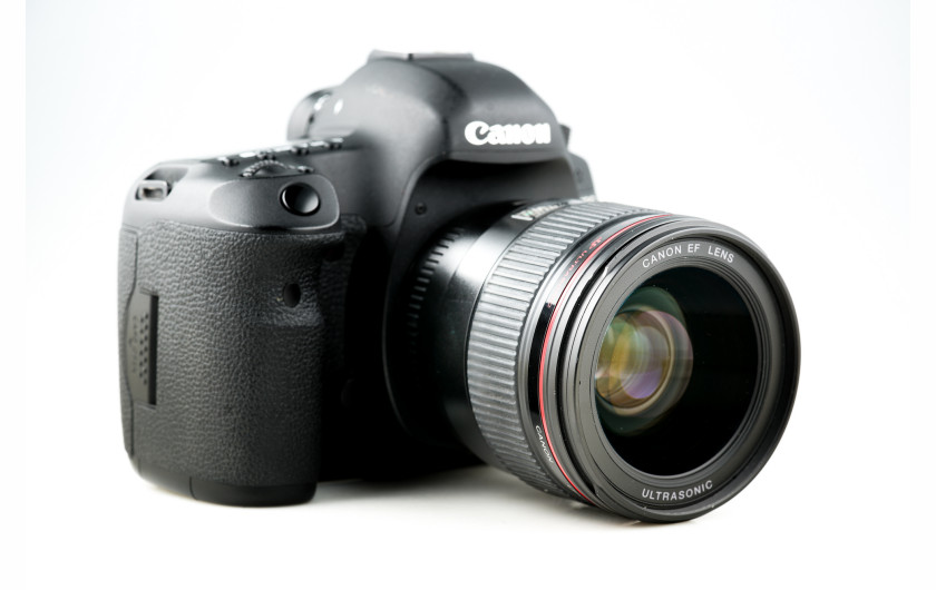 Canon EF 35 mm f/1.4 USM z aparatem Canon EOS 5D Mark III