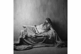 fot. Evgeny Matveev, z cyklu 'Portraits of young women", 3. miejsce w kategorii Portraits / Series