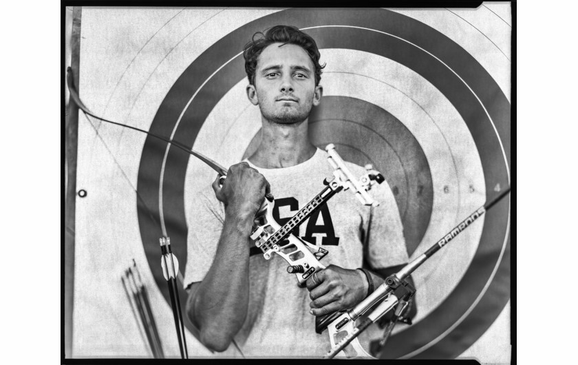 fot. Jay Clendenin, Olympians, 3. miejsce w kategorii People / Stories.

Seria portretów kalifornijskich Olimpijczyków. W tegorocznych igrzyskach w Rio de Janeiro wzięło udział ponad 550 amerykańskich sportowców.