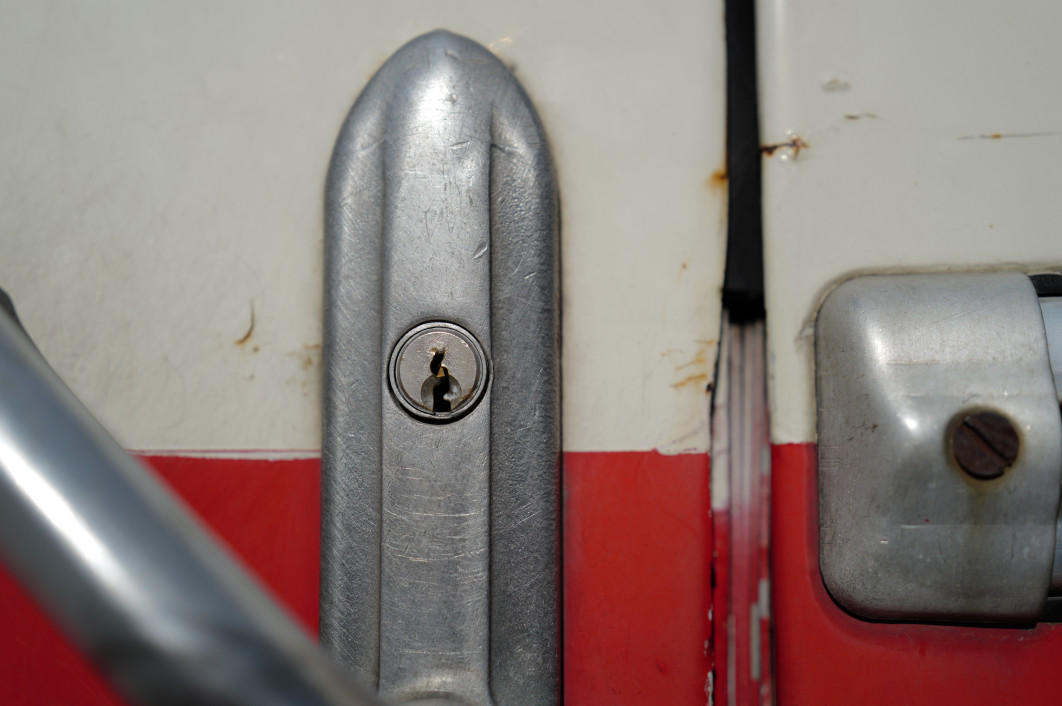 1/8000 s, f/2.8, ISO 100, 43.0 mm (tryb makro)