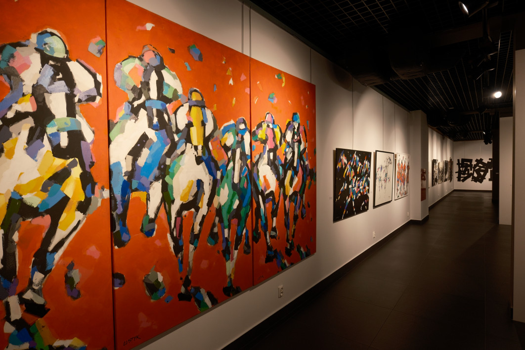 1/70 s, f/4, ISO 320, 13.0 mm