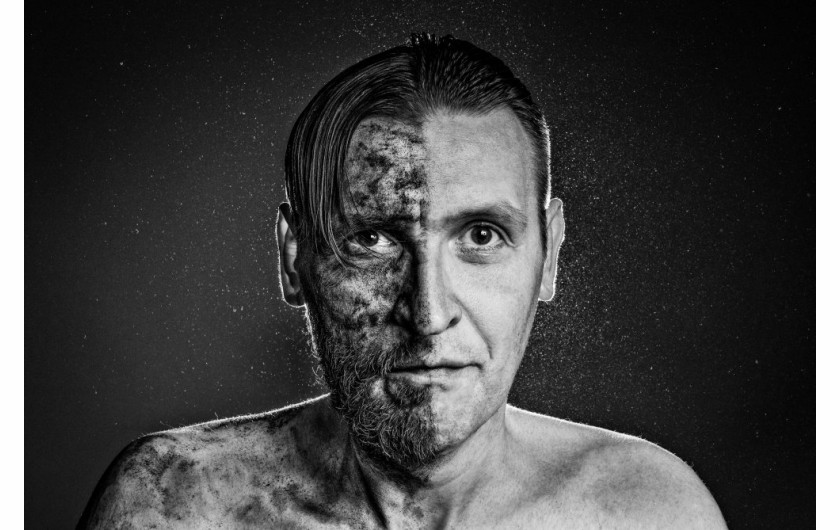 fot. Rafał Donica, Identity, 1. miejsce w kategorii Open / Self-portrait