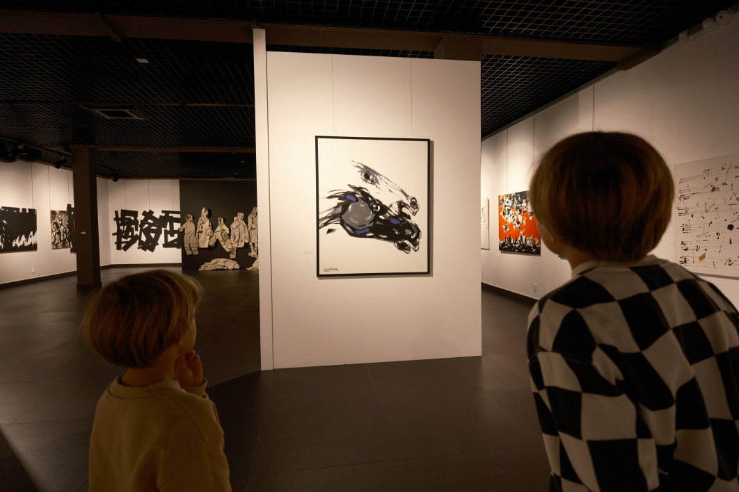 1/60 s, f/4, ISO 500, 13.0 mm