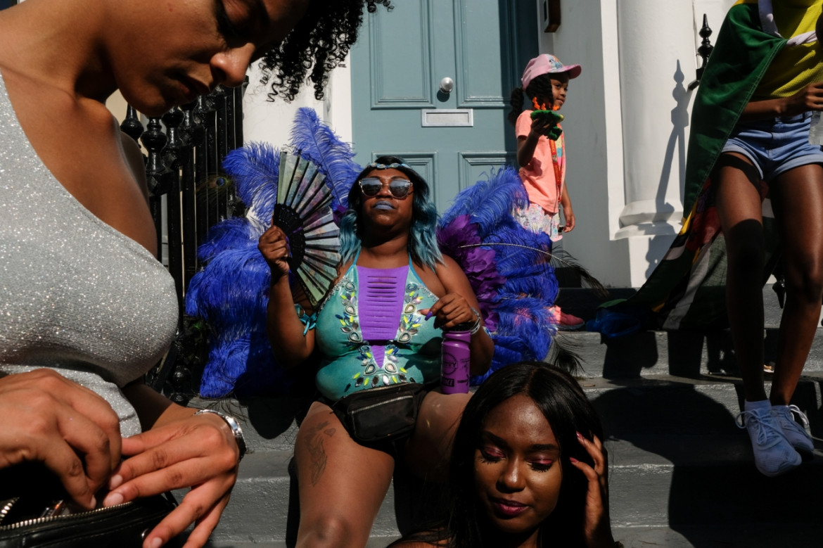 fot. Olesia Kim, "Londoners", 1. miejsce w kat. Street Photography / Siena International Photo Awards 2020<br></br><br></br>Uczestnicy festiwalu Notting Hill Carnival.