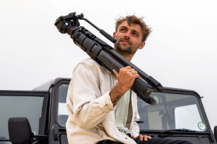 Manfrotto One - rewolucyjny, hybrydowy statyw dla fotografów i filmujących