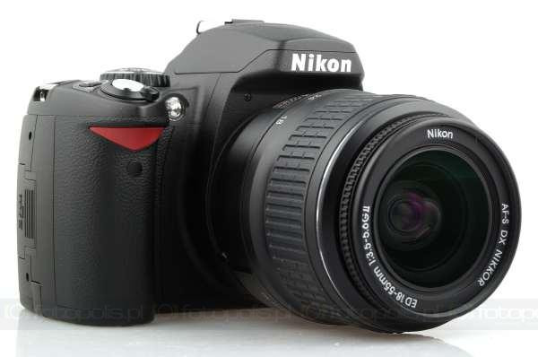 ニコン　D40 Amazon | Nikon デジタル一眼レフカメラ D40 シルバー ボディ