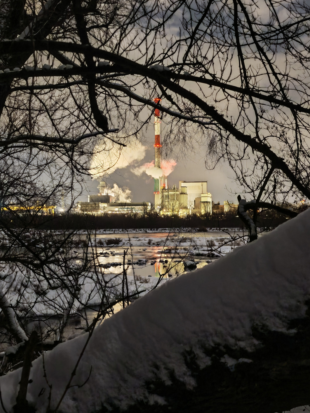 1/9 s, f/1.6, ISO 6400, Moduł standardowy