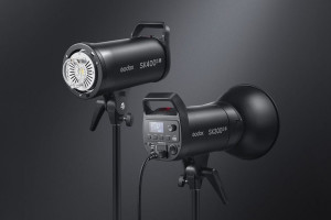 Godox wprowadza nowe budżetowe lampy studyjne SK - błysk o mocy 300 lub 400 Ws