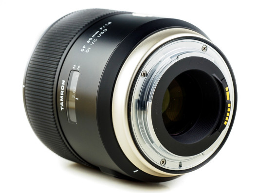 Tamron SP 85 mm f/1.8 Di VC USD