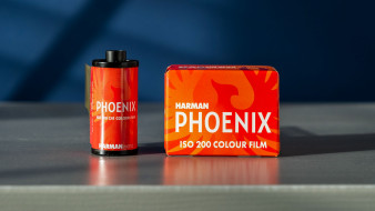 Harman Phoenix 200 - zupełnie nowy film kolorowy wchodzi na rynek