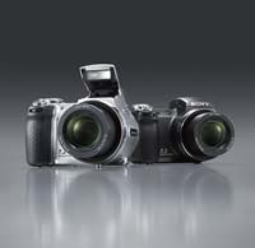 Sony Cyber-shot H2 i H5 - 12-krotny zoom Zeissa ze stablilizacją
