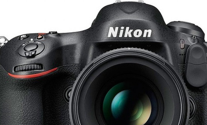  Nikon pracuje nad modelem D5