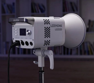 Godox Litemons LE200D: 220 W, 5600 K i sterowanie DMX/Bluetooth w nowej lampie COB