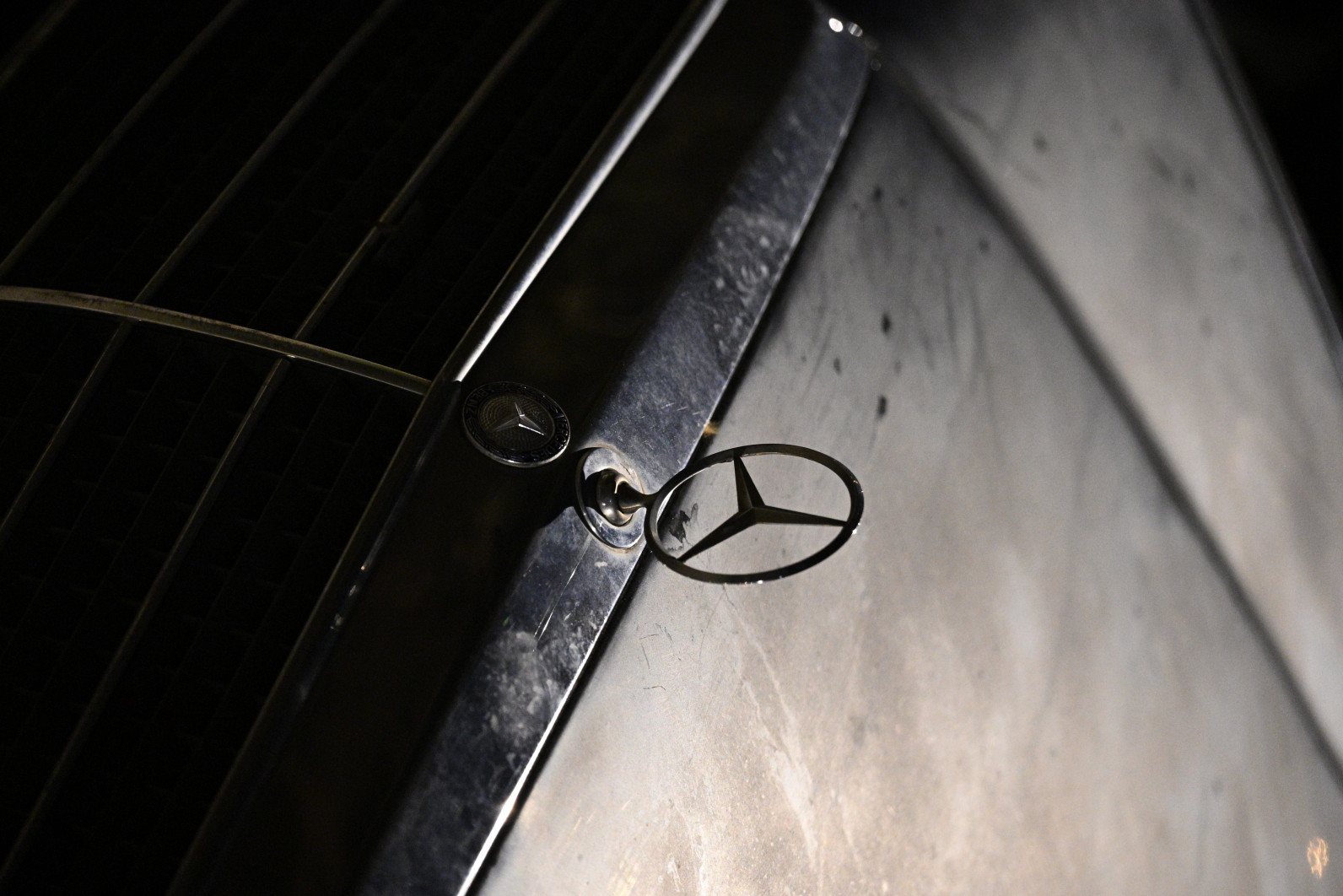 1/13 s, f/4, ISO 11400, 120.0 mm