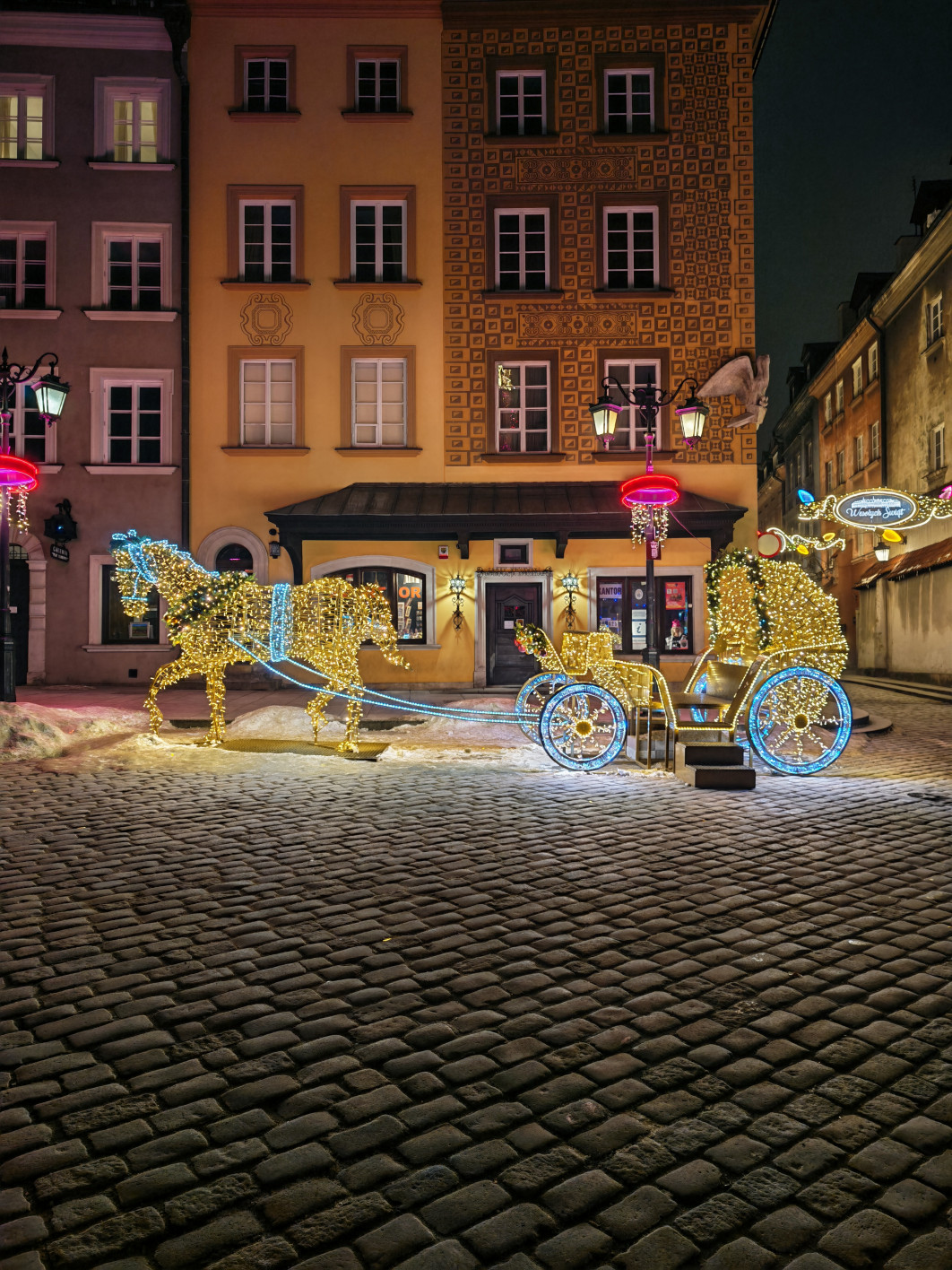 1/33 s, f/1.6, ISO 250, Moduł standardowy