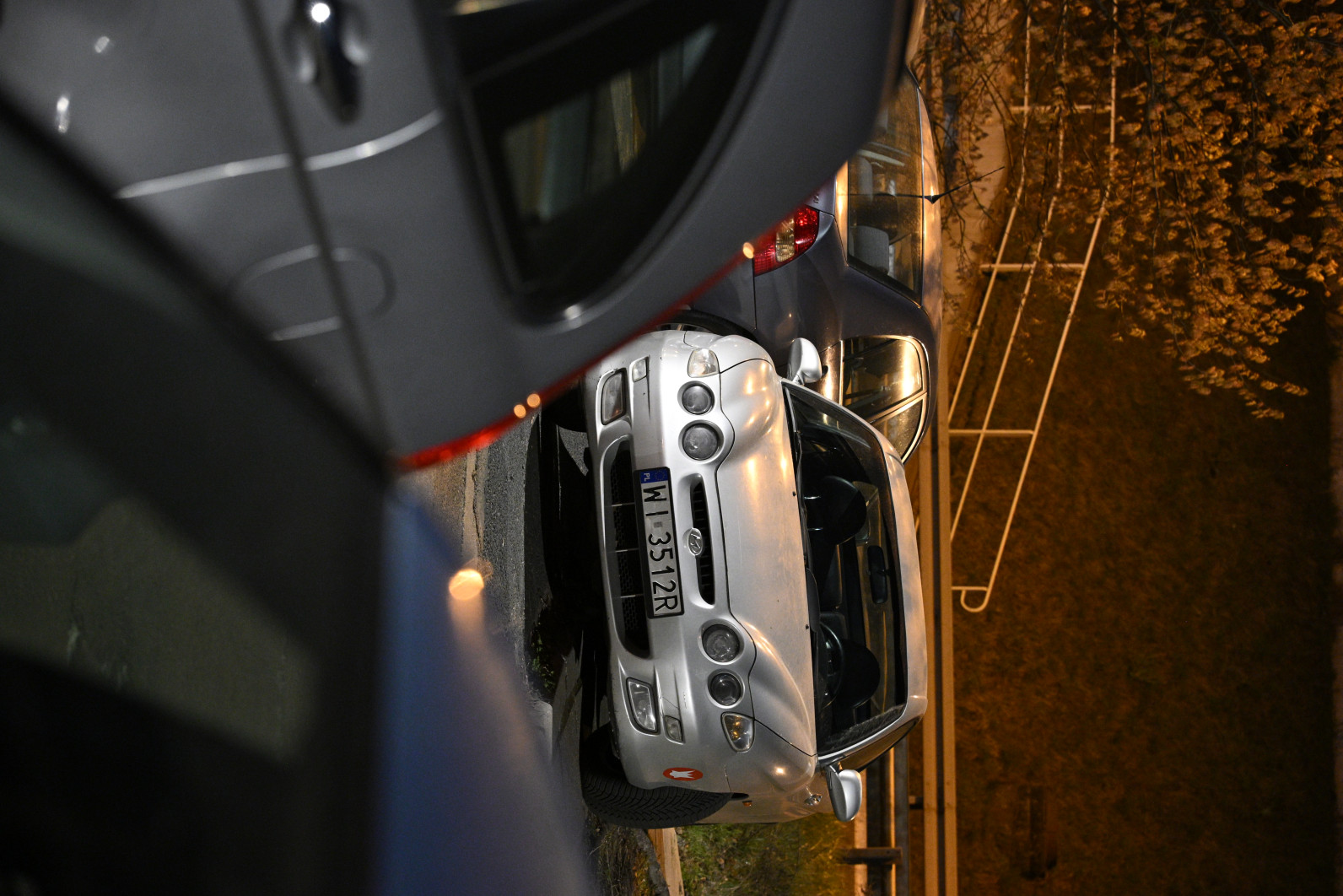 1/4 s, f/5.6, ISO 5600, 120.0 mm