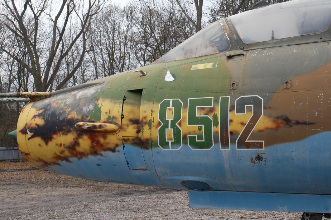 1/100 s, f/6.3, ISO 250, 33.0 mm