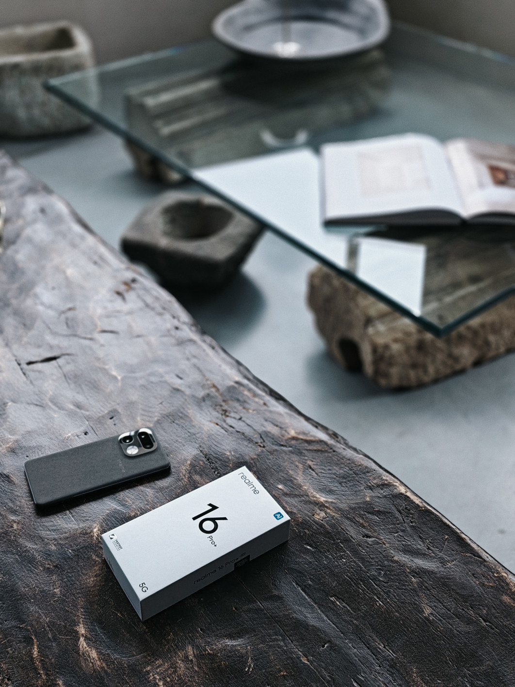 1/100 s, f/2.2, ISO 400, Moduł główny