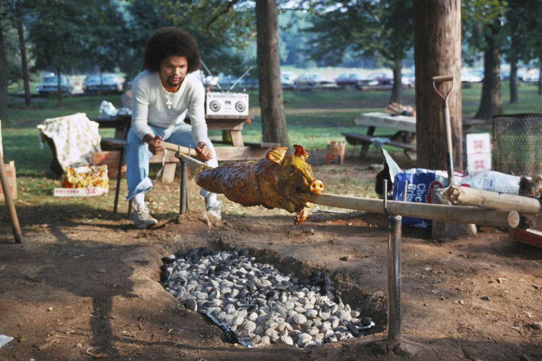 Odnaleziono 3 tysiące nieznanych slajdów dokumentujących życie parków Nowego Jorku w latach 70.