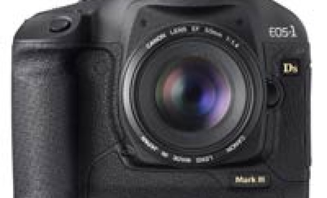  Canon EOS-1Ds Mark III - pełnoklatkówka trzeciej generacji