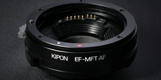 Adapter Kipon EF-MFT, obsługujący autofokus i dane EXIF