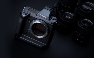Fujifilm GFX 100 - średni format, który ma przekraczać granice. Wszystko, co musisz o nim wiedzieć