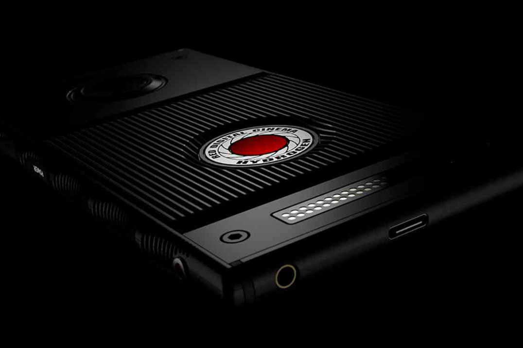 Red Hydrogen One - nadchodzi multimedialny smartfon przyszłości. Wszystko co musisz o nim wiedzieć.