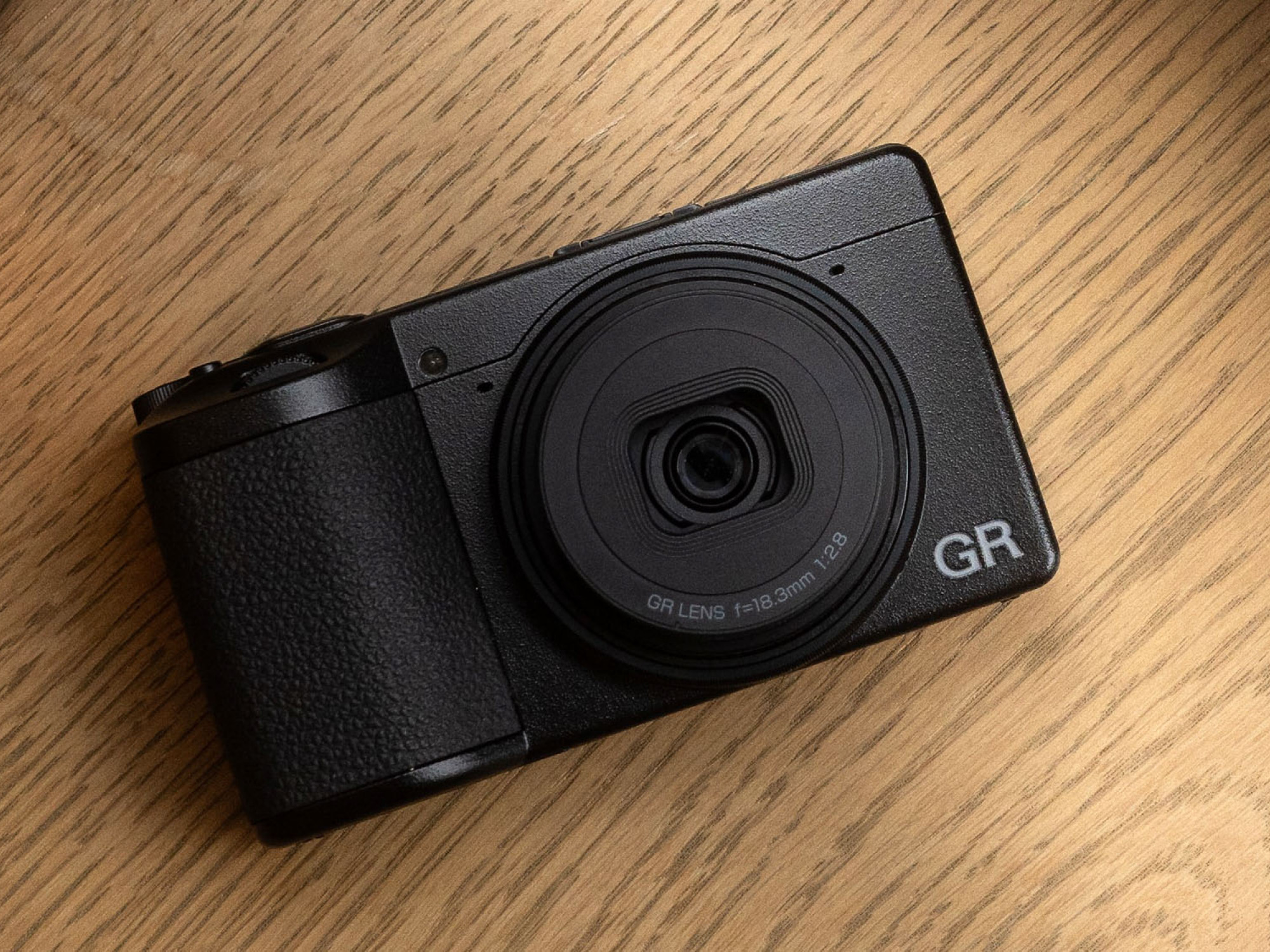 Ricoh GR IV HDF - wersja specjalna z filtrem dyfuzyjnym | Fotopolis.pl