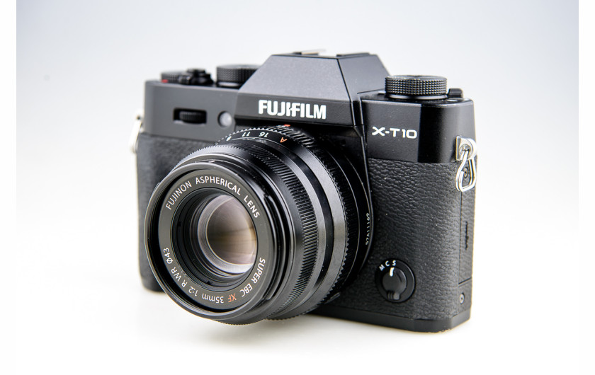 Fujifilm Fujinon XF 35 mm F/2 R WR