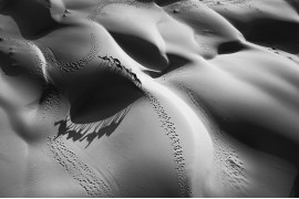 fot. Birgit Neiser, z cyklu "Oman Desert", 1. nagroda w kategorii Landscapes / Monovisions Photography Awards 2019