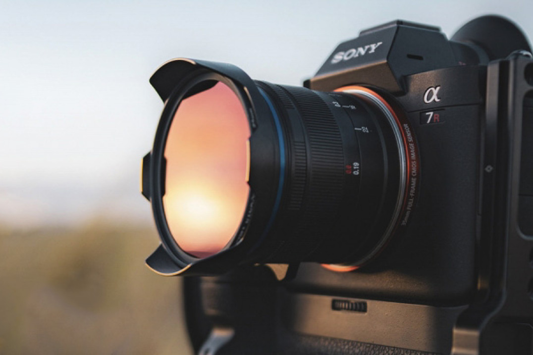 Venus Optics Laowa 11 mm f/4.5 FF RL - ultraszerokokątny, kompaktowy i… z gwintem filtra