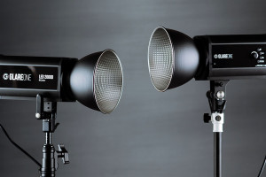 GlareOne LED 1500D i 2000D BiColor - nowe mocne lampy światła ciągłego, które zasilisz akumulatorami V-Mount