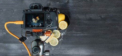Tethering w fotografii kulinarnej. Sprawdź, jakich narzędzi potrzebujesz