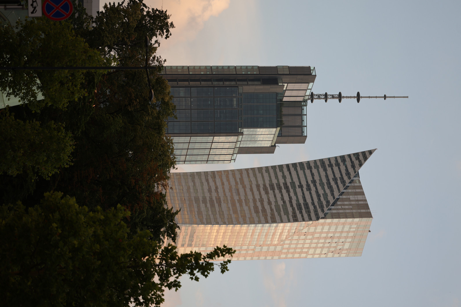 1/640 s, f/2.8, ISO 100, 105.0 mm