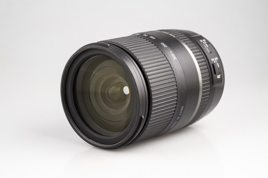 Tamron 16-300 mm f/3.5-6.3 Di II VC PZD MACRO