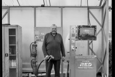 Rzecz o uniwersalnych i ważnych sprawach. Najbardziej osobisty projekt Jacentego Dędka na wystawie w Częstochowie